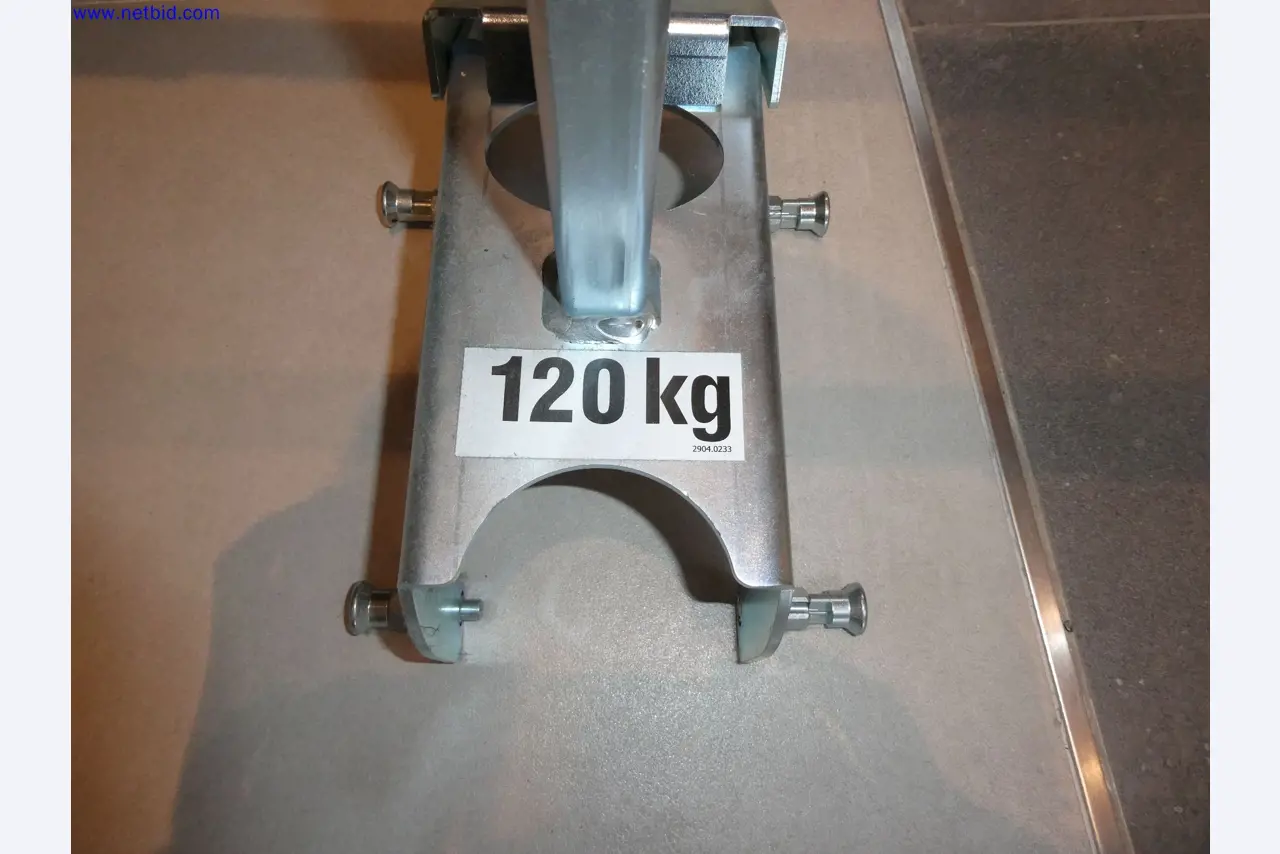 Technique de stockage, stocks de marchandises Domaine de la peinture et du carrelage, exposition de carreaux, inventaire-3