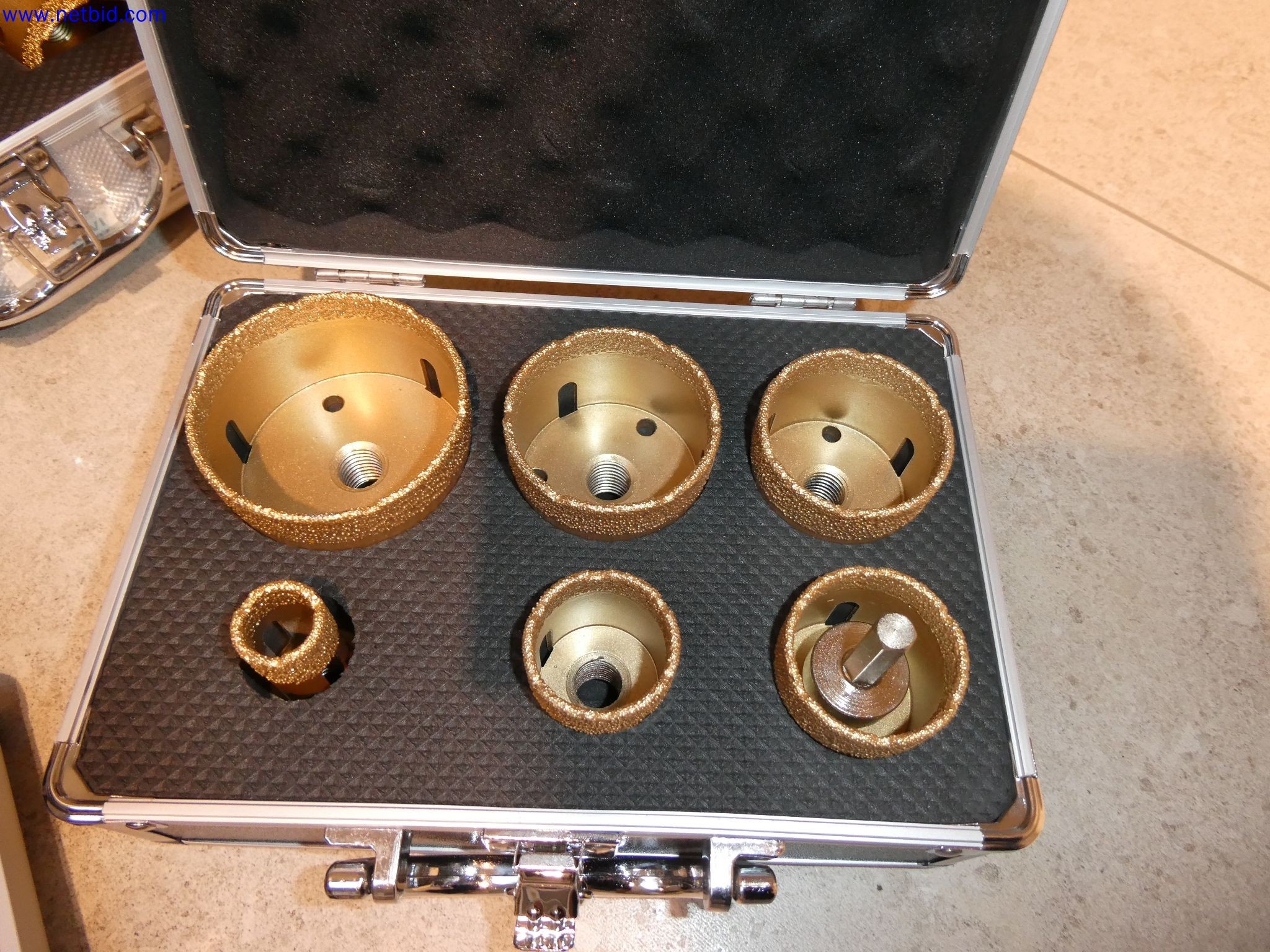 Tecnología de almacenamiento, inventarios Área de pintura y alicatado, exposición de azulejos, inventario-10