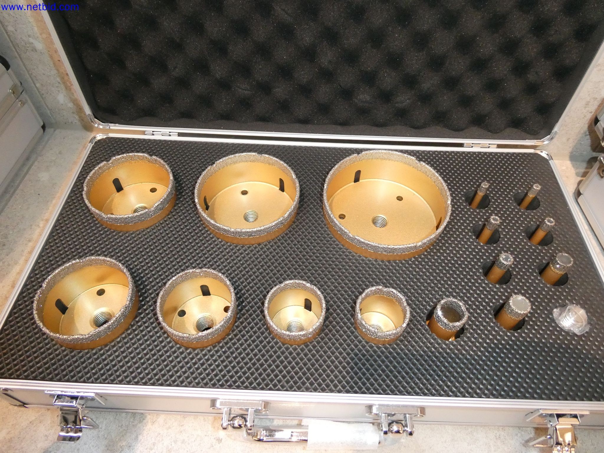 Tecnología de almacenamiento, inventarios Área de pintura y alicatado, exposición de azulejos, inventario-11