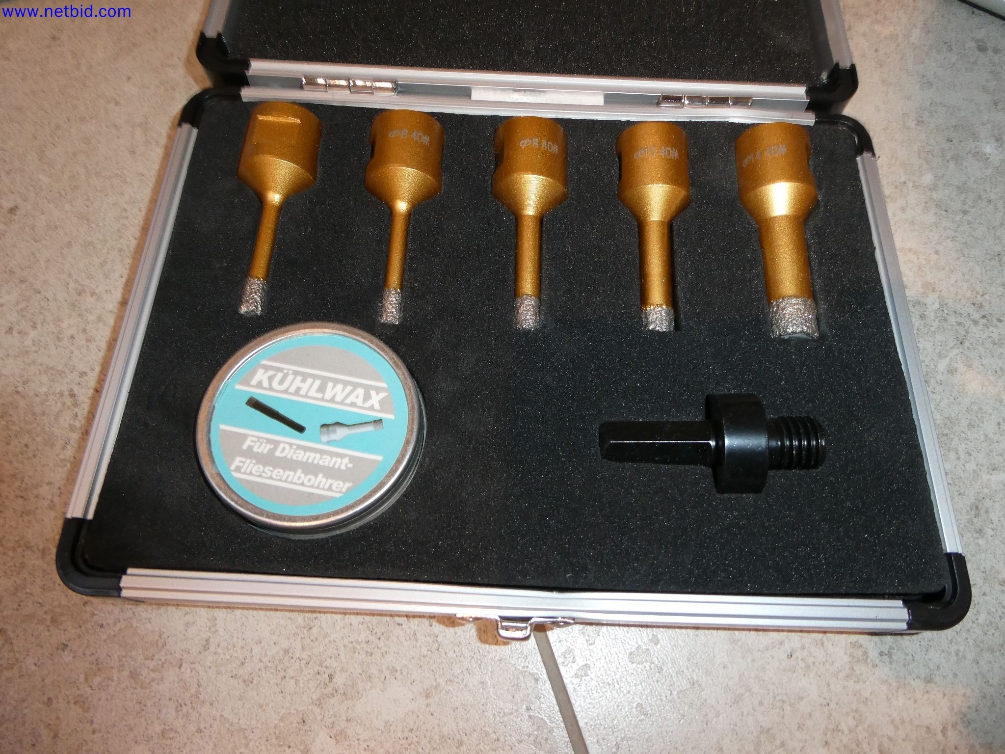 Tecnología de almacenamiento, inventarios Área de pintura y alicatado, exposición de azulejos, inventario-4