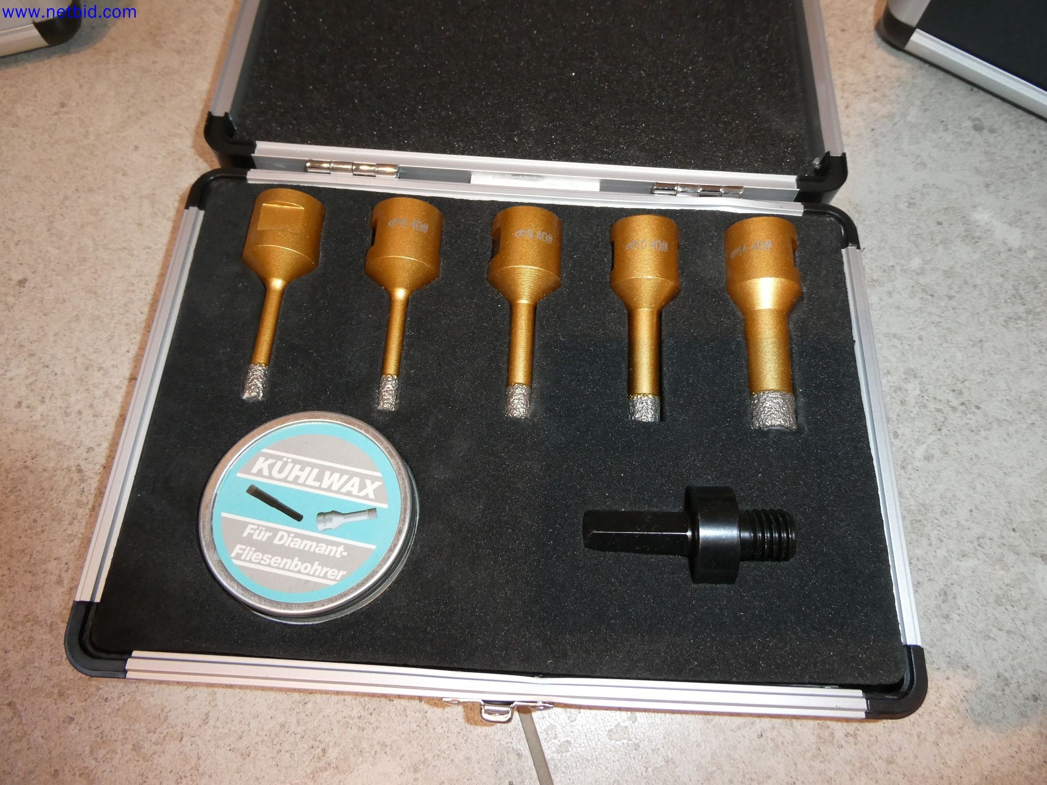 Tecnología de almacenamiento, inventarios Área de pintura y alicatado, exposición de azulejos, inventario-6