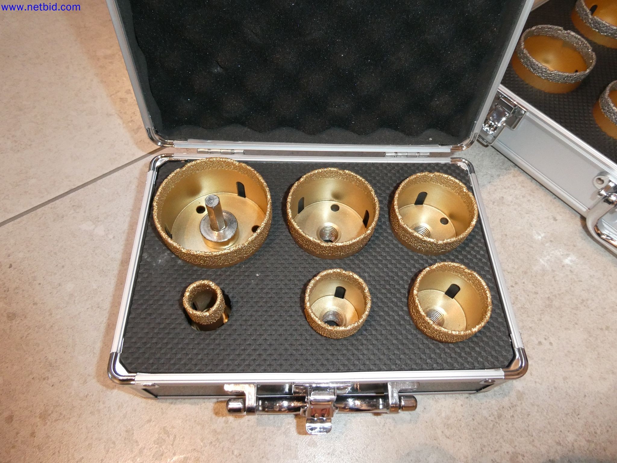 Tecnología de almacenamiento, inventarios Área de pintura y alicatado, exposición de azulejos, inventario-7