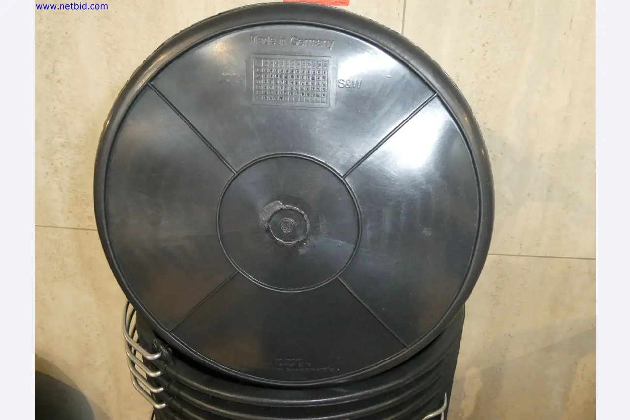 Technique de stockage, stocks de marchandises Domaine de la peinture et du carrelage, exposition de carreaux, inventaire-3