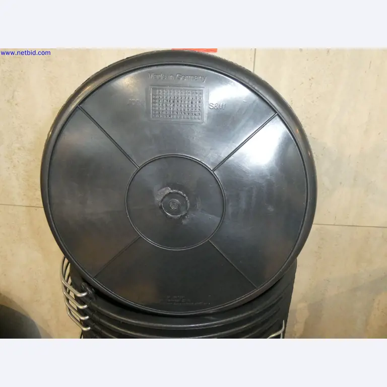 Technique de stockage, stocks de marchandises Domaine de la peinture et du carrelage, exposition de carreaux, inventaire-3