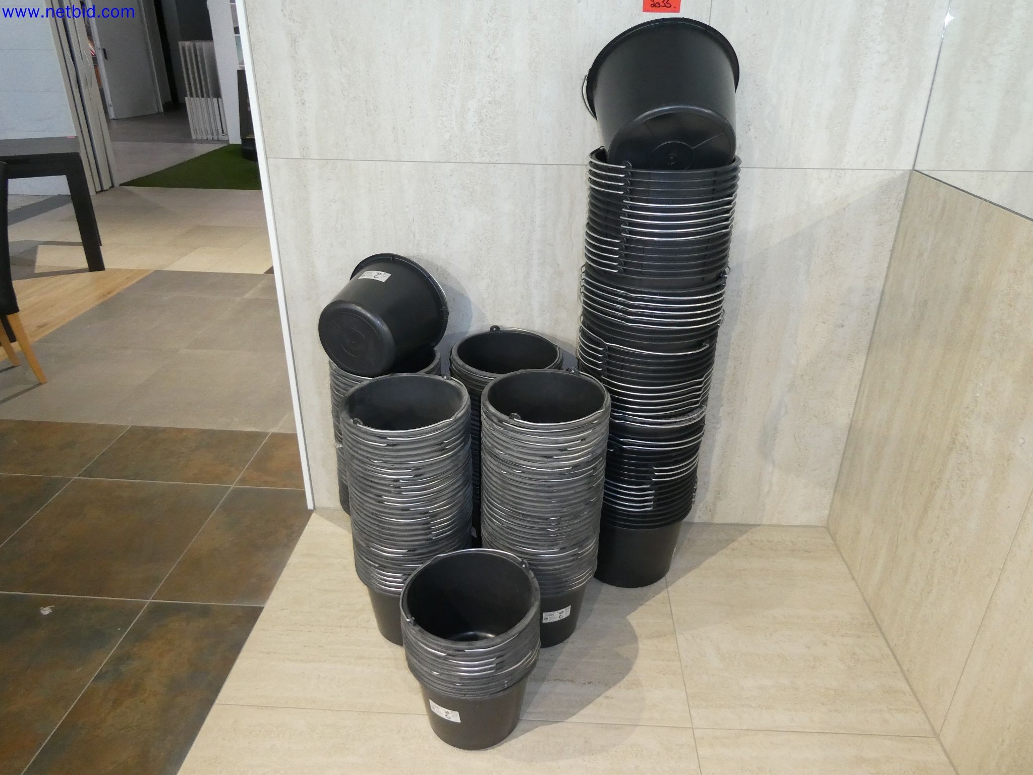 Tehnologija skladiščenja, popisi Prostor za barvanje in polaganje ploščic, razstava ploščic, popisi-1