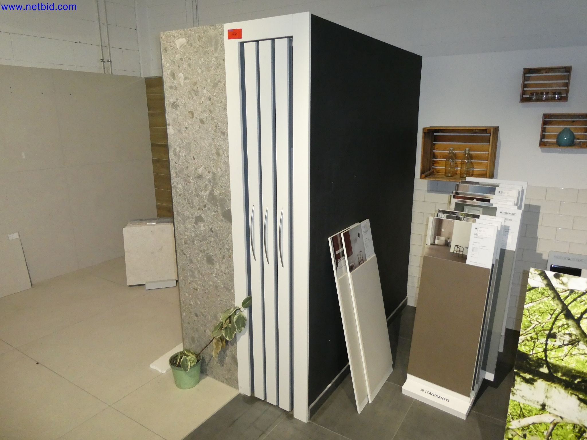 Storage technology, inventories Painting and tiling area, tile exhibition, inventory-10