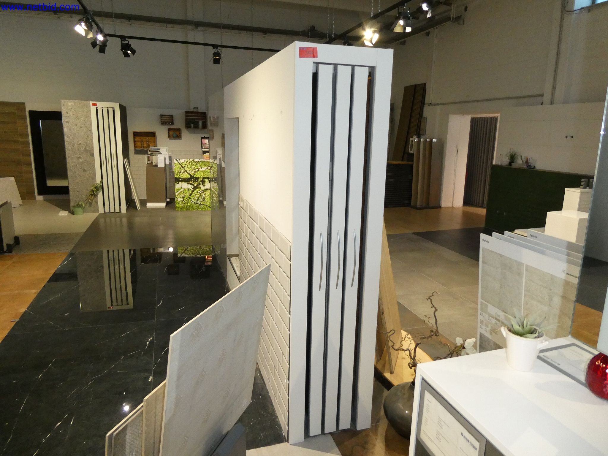 Storage technology, inventories Painting and tiling area, tile exhibition, inventory-12