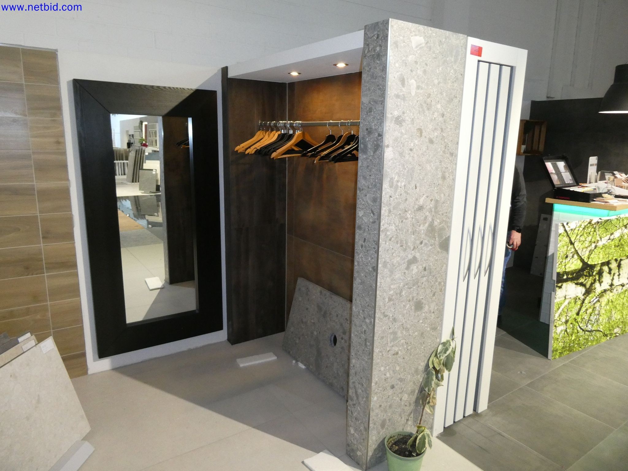 Storage technology, inventories Painting and tiling area, tile exhibition, inventory-8