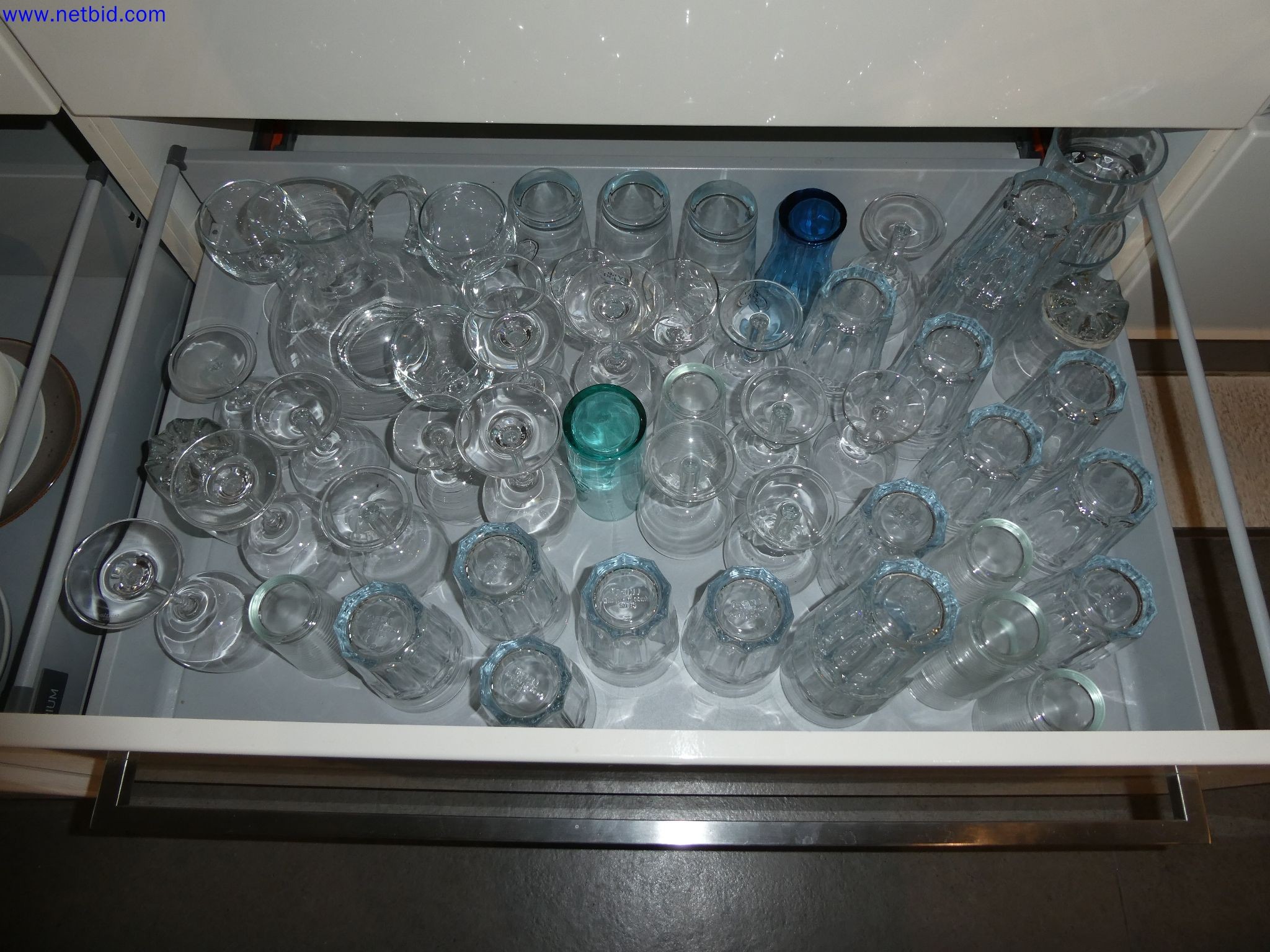 Storage technology, inventories Painting and tiling area, tile exhibition, inventory-10