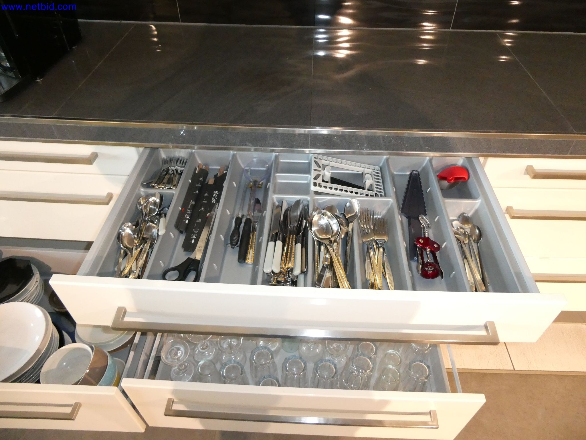 Storage technology, inventories Painting and tiling area, tile exhibition, inventory-13