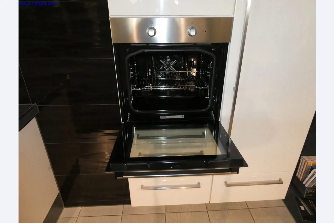 Opslagtechniek, inventaris Schilder- en tegelwerkruimte, tegeltentoonstelling, inventaris-7