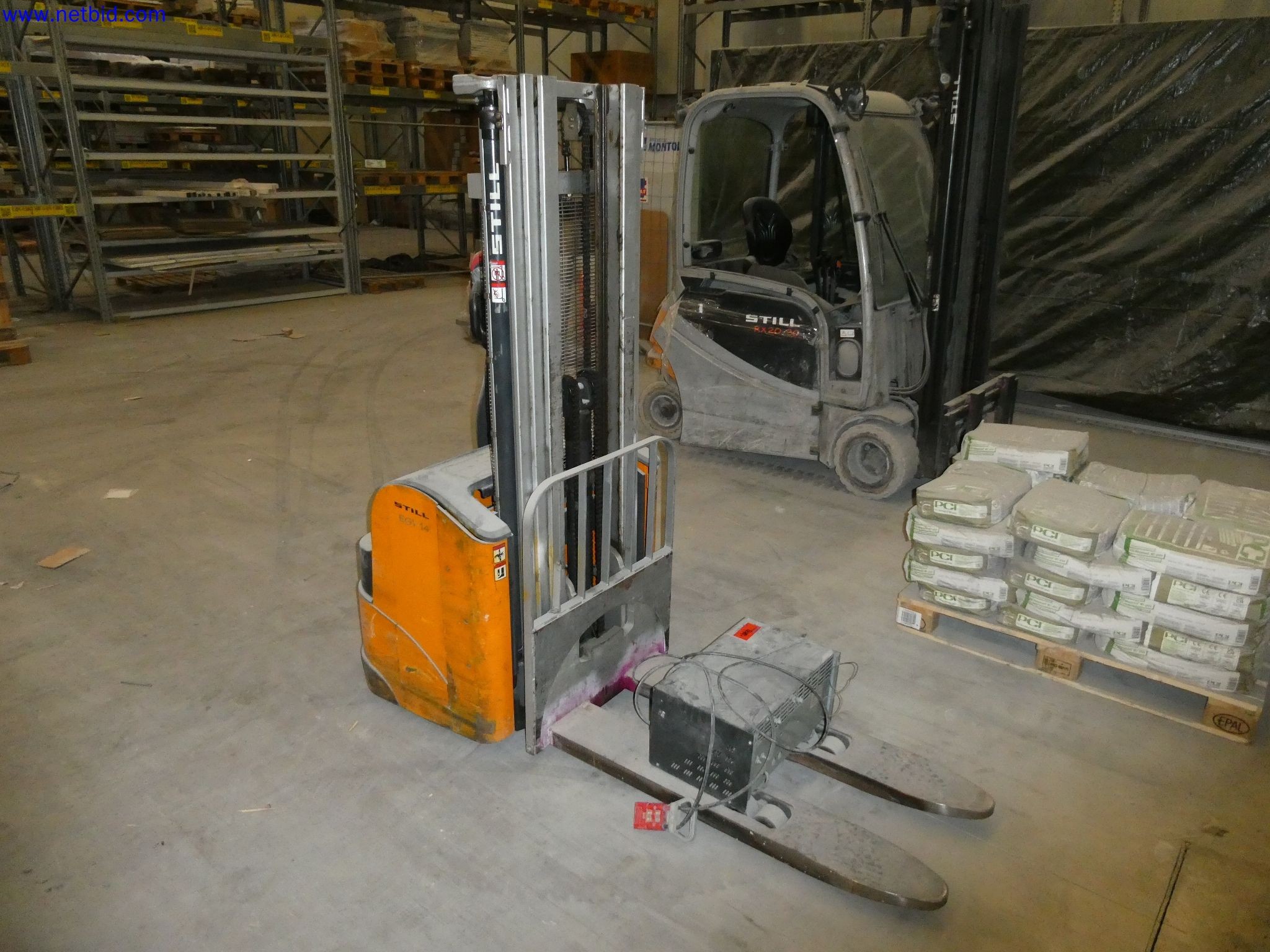 Storage technology, inventories Painting and tiling area, tile exhibition, inventory-1