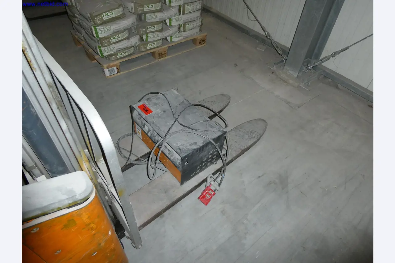 Opslagtechniek, inventaris Schilder- en tegelwerkruimte, tegeltentoonstelling, inventaris-3