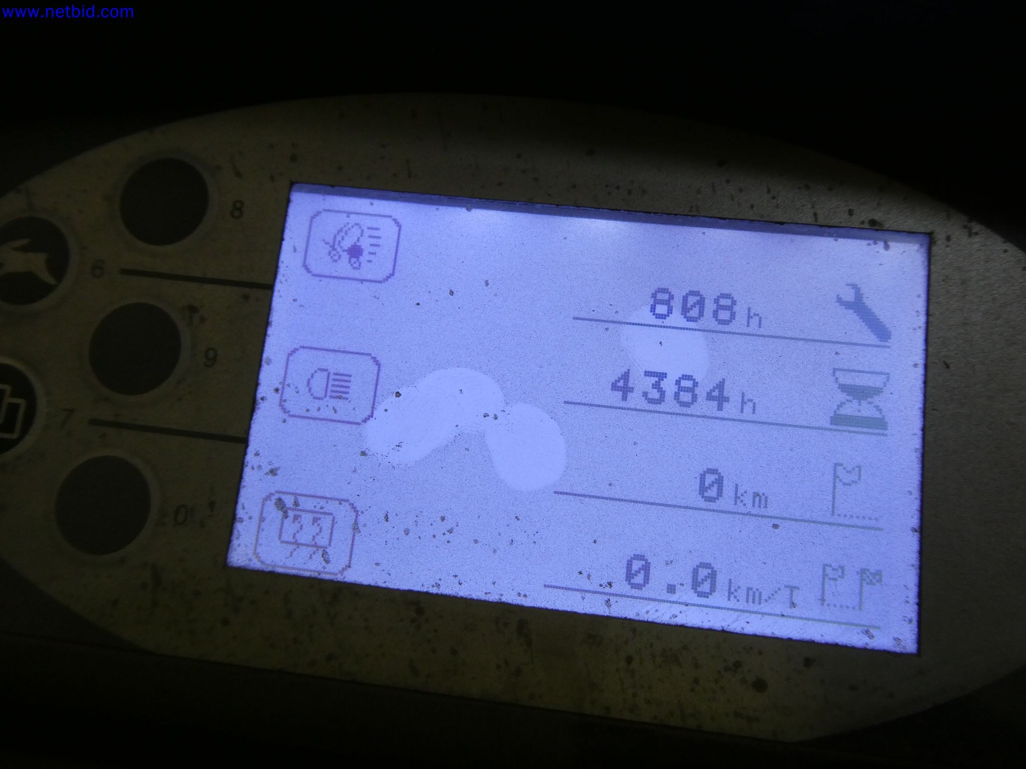 Storage technology, inventories Painting and tiling area, tile exhibition, inventory-3