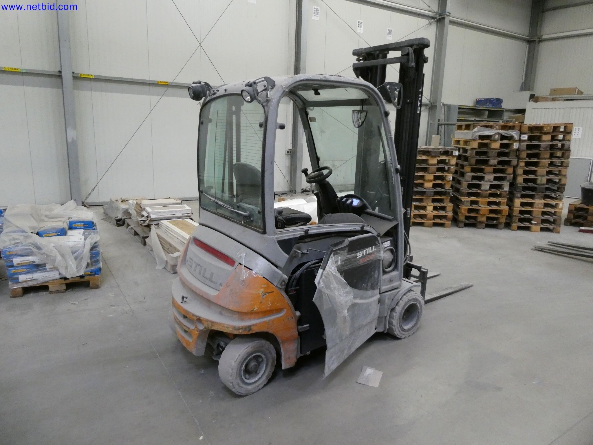 Storage technology, inventories Painting and tiling area, tile exhibition, inventory-4