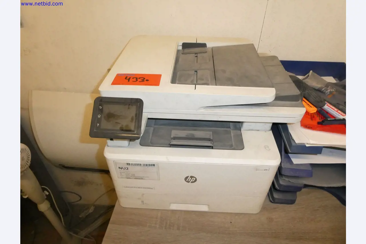 Lagertechnik, Warenbestände Maler- und Fliesenbereich, Fliesenausstellung, Inventar-1