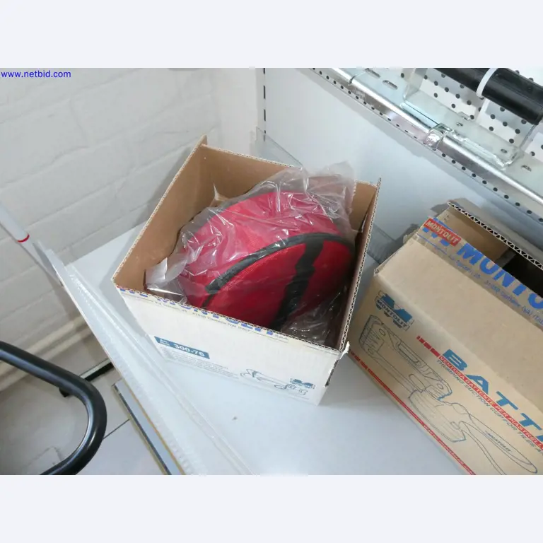 Opslagtechniek, inventaris Schilder- en tegelwerkruimte, tegeltentoonstelling, inventaris-9