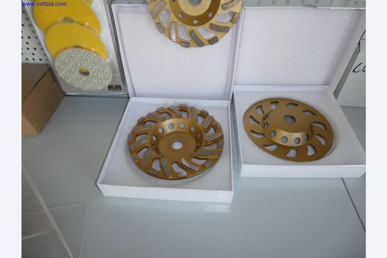 Opslagtechniek, inventaris Schilder- en tegelwerkruimte, tegeltentoonstelling, inventaris-11