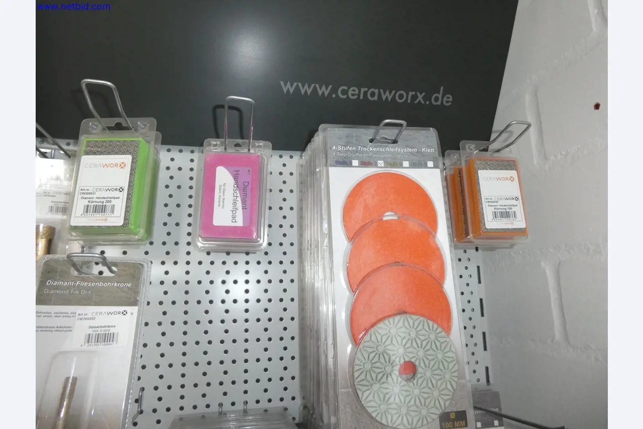 Opslagtechniek, inventaris Schilder- en tegelwerkruimte, tegeltentoonstelling, inventaris-13