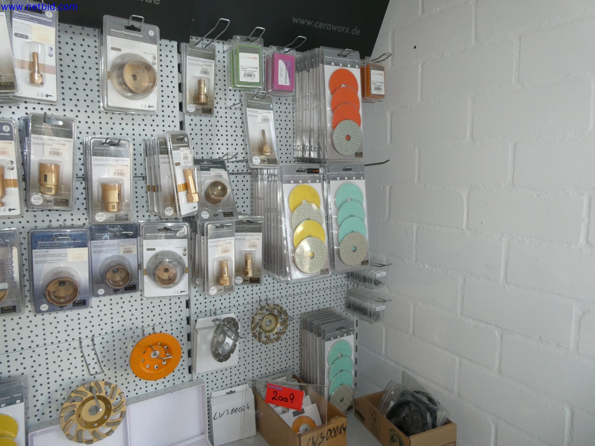 Storage technology, inventories Painting and tiling area, tile exhibition, inventory-1