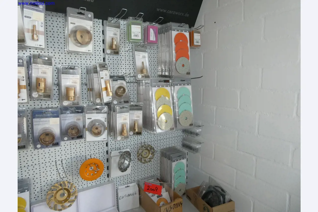 Opslagtechniek, inventaris Schilder- en tegelwerkruimte, tegeltentoonstelling, inventaris-1