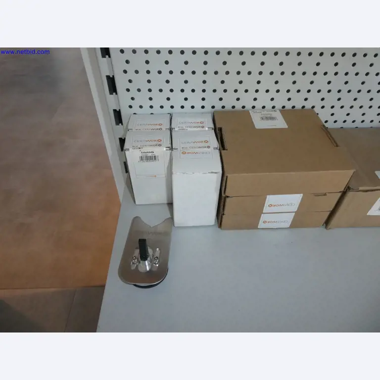 Opslagtechniek, inventaris Schilder- en tegelwerkruimte, tegeltentoonstelling, inventaris-2