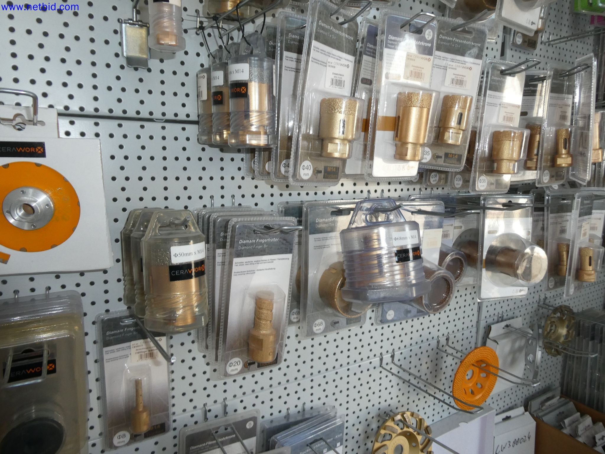 Storage technology, inventories Painting and tiling area, tile exhibition, inventory-3