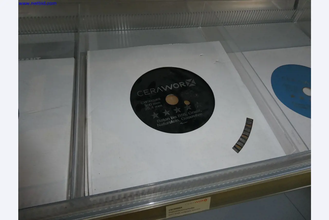 Opslagtechniek, inventaris Schilder- en tegelwerkruimte, tegeltentoonstelling, inventaris-5