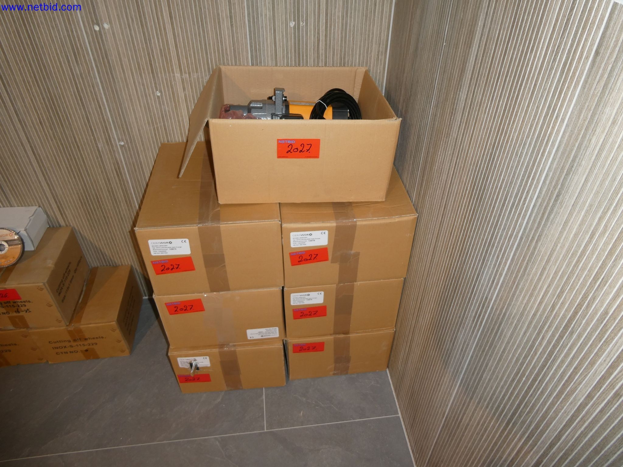 Tecnología de almacenamiento, inventarios Área de pintura y alicatado, exposición de azulejos, inventario-1