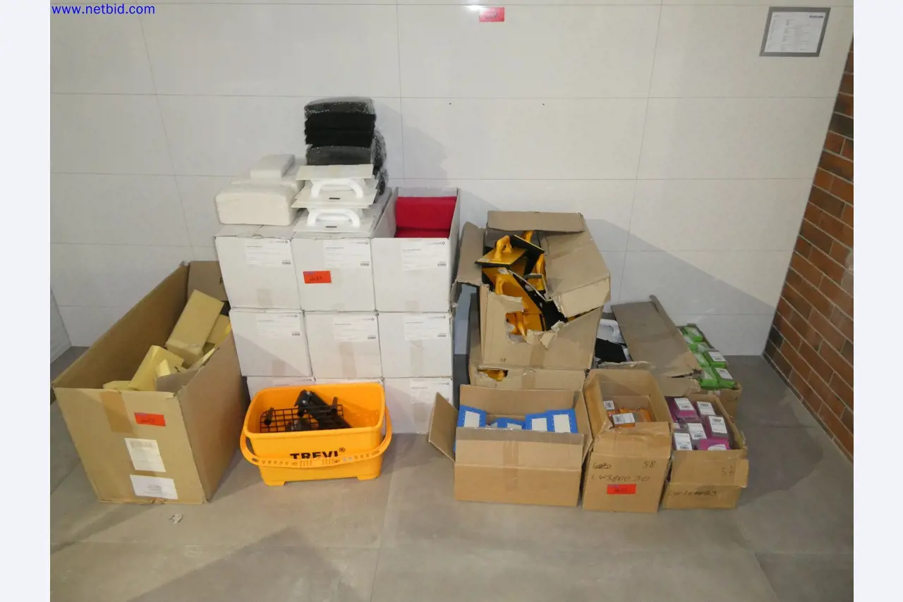 Opslagtechniek, inventaris Schilder- en tegelwerkruimte, tegeltentoonstelling, inventaris-1