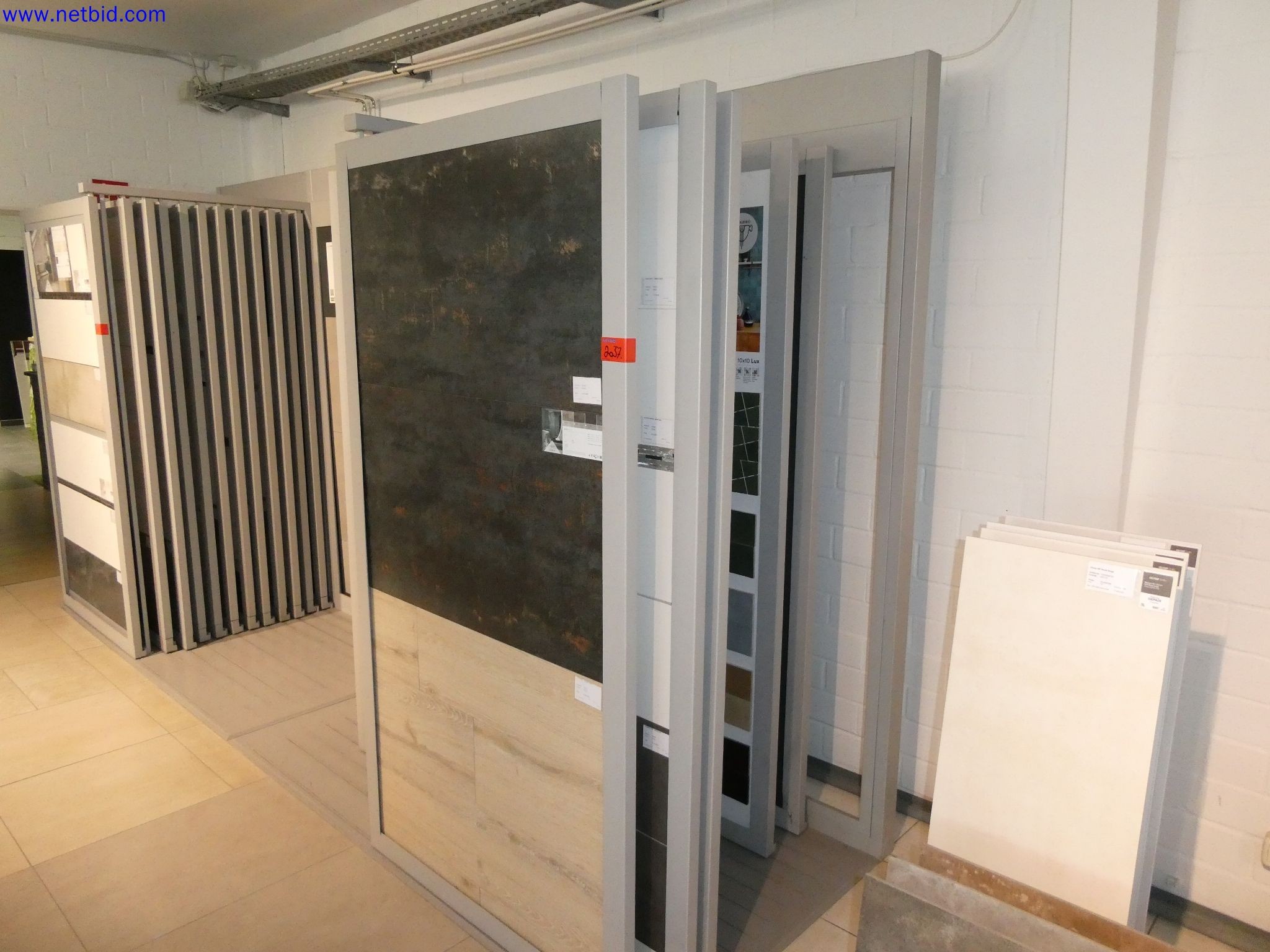 Technologia magazynowania, inwentaryzacja Obszar malowania i układania płytek, wystawa płytek, inwentaryzacja-10