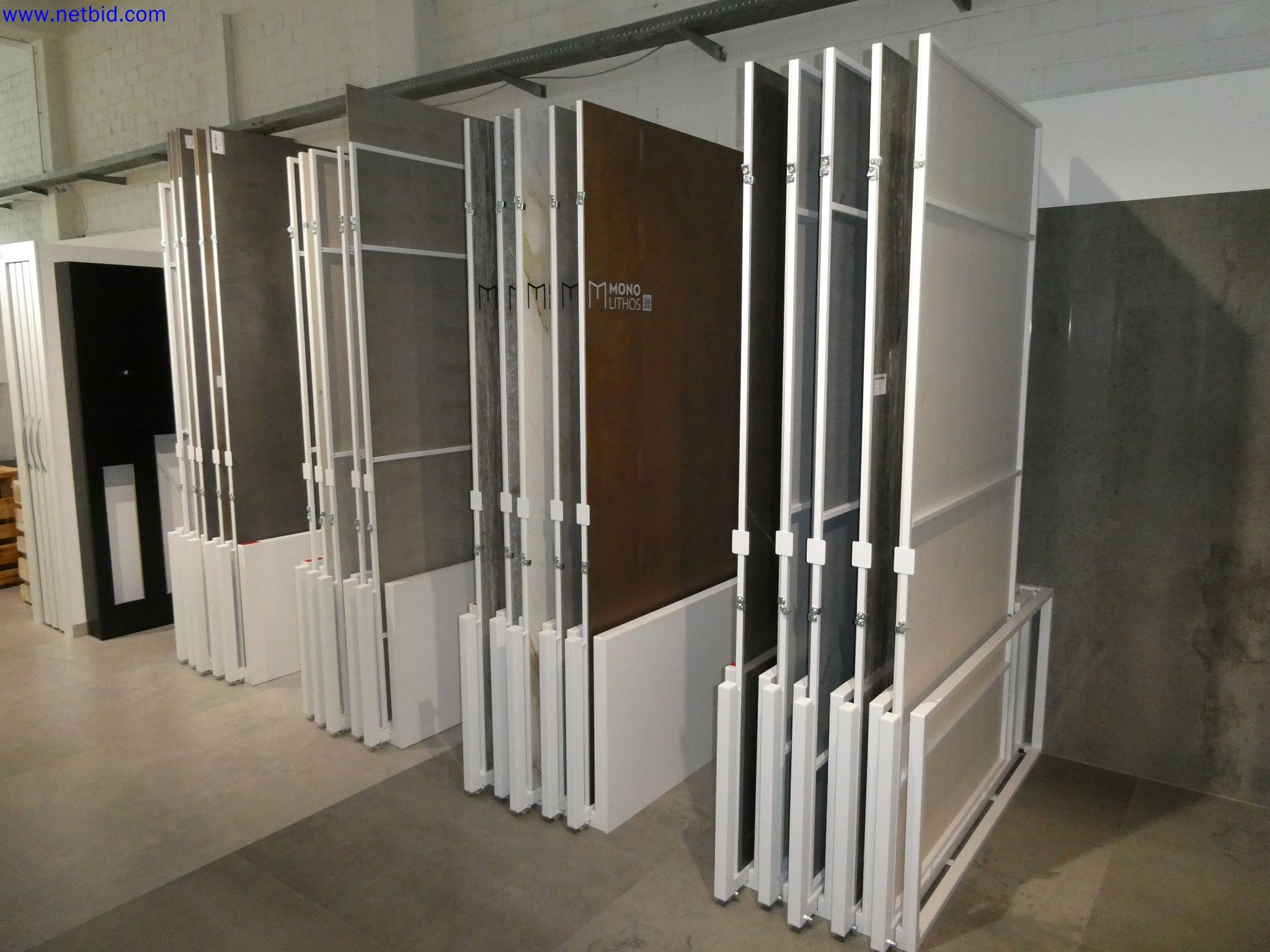 Technologia magazynowania, inwentaryzacja Obszar malowania i układania płytek, wystawa płytek, inwentaryzacja-2