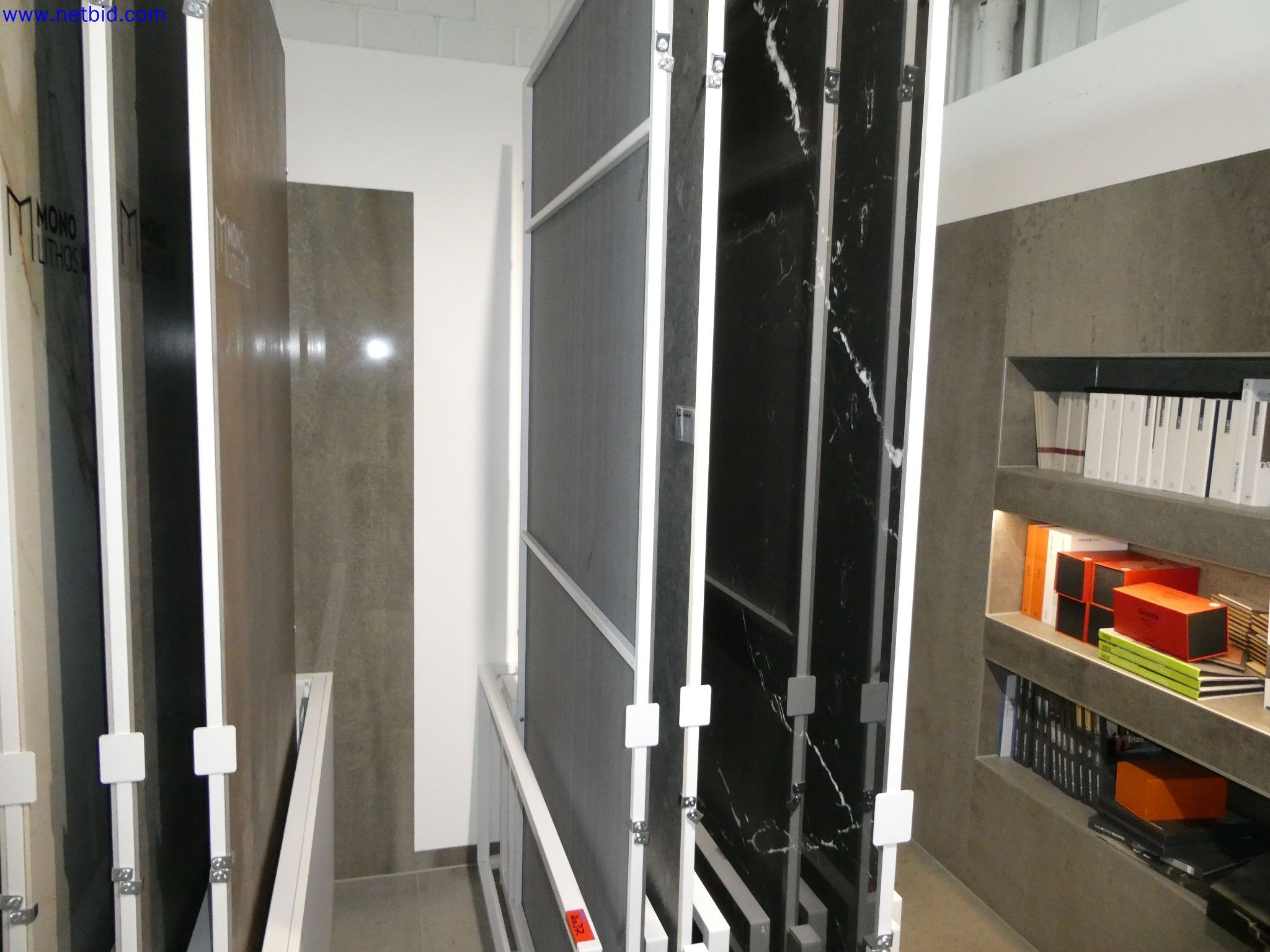 Technologia magazynowania, inwentaryzacja Obszar malowania i układania płytek, wystawa płytek, inwentaryzacja-3