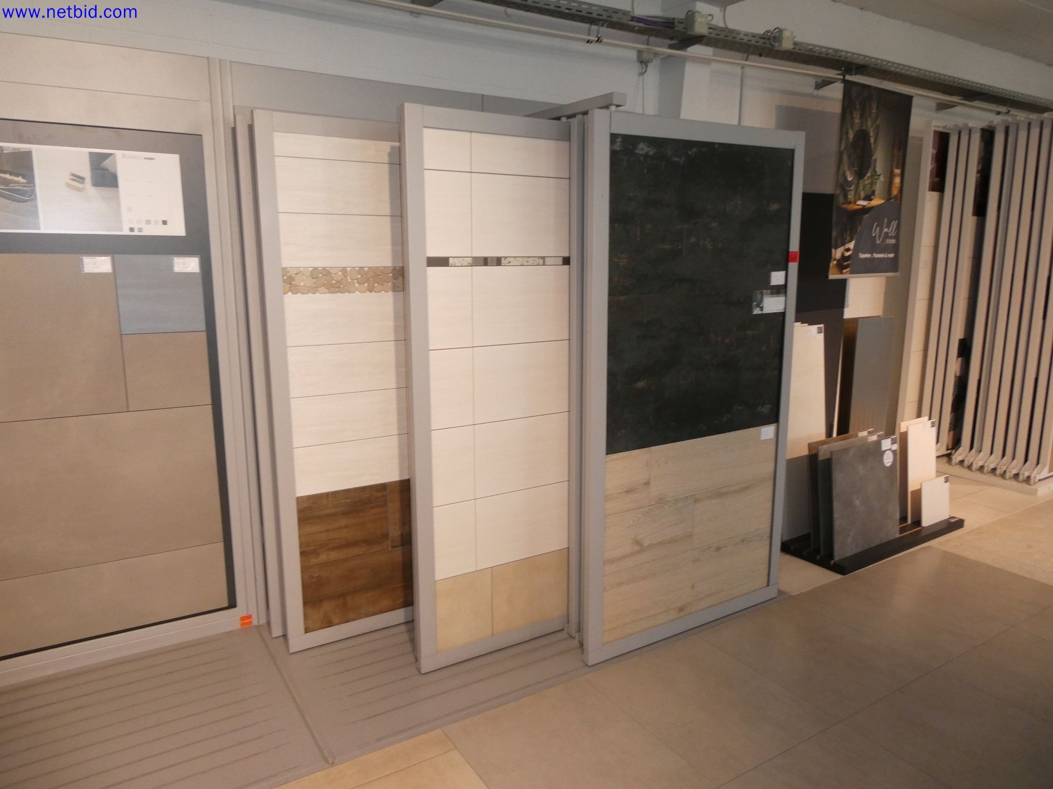 Technologia magazynowania, inwentaryzacja Obszar malowania i układania płytek, wystawa płytek, inwentaryzacja-6