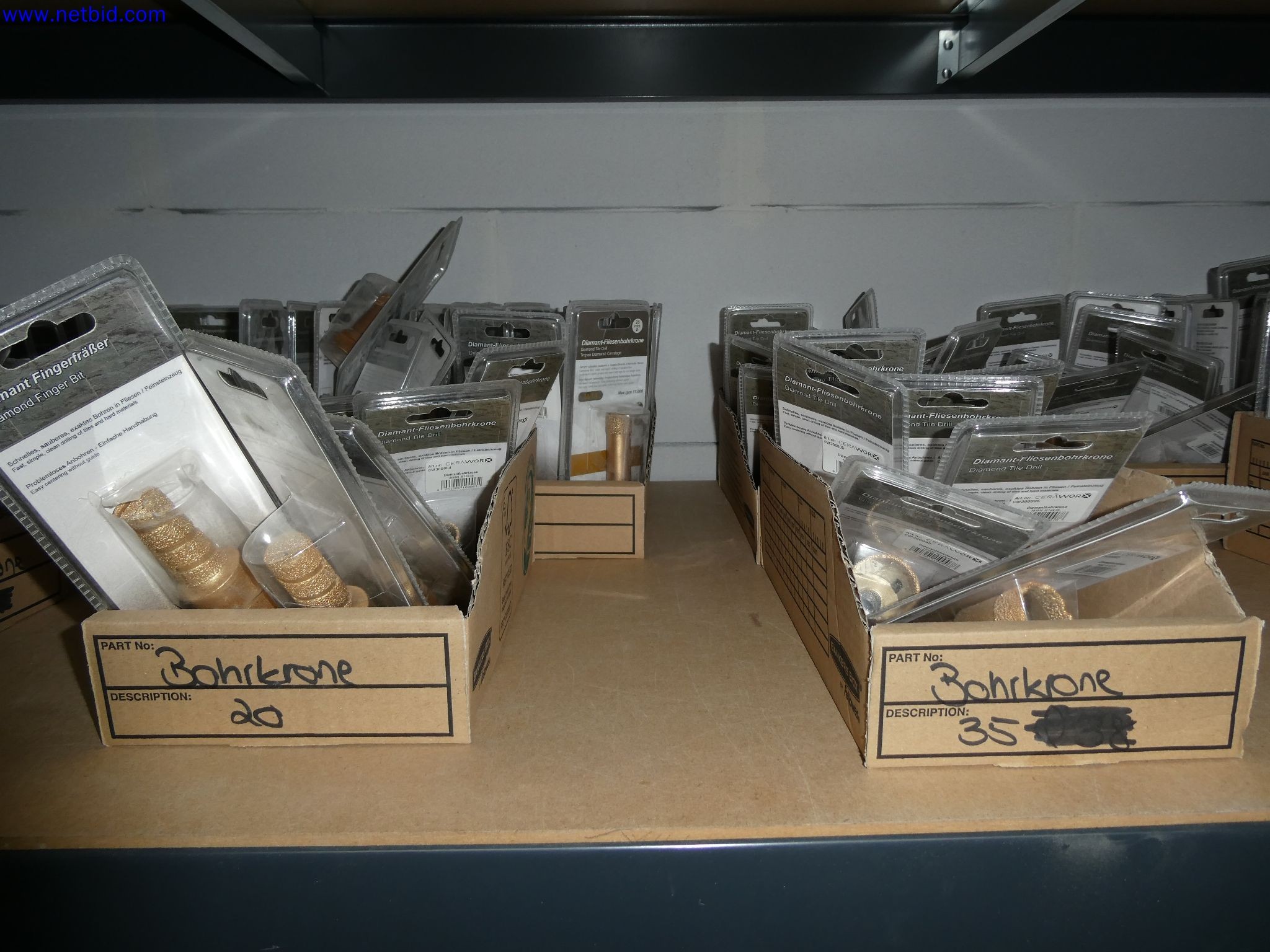 Skladovací technika, inventáře Malířské a obkladačské plochy, výstava obkladů, inventáře-12