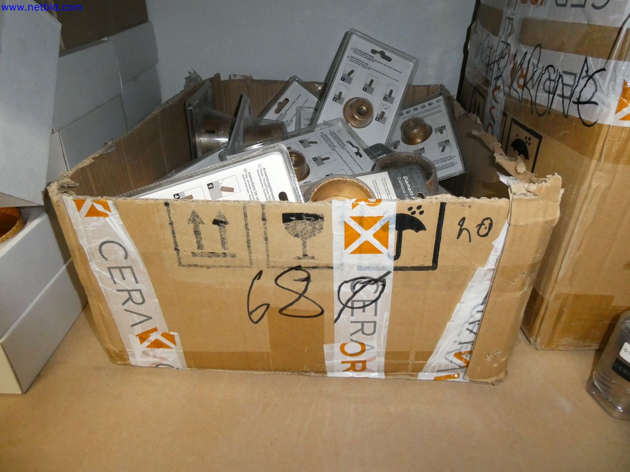 Skladovací technika, inventáře Malířské a obkladačské plochy, výstava obkladů, inventáře-13