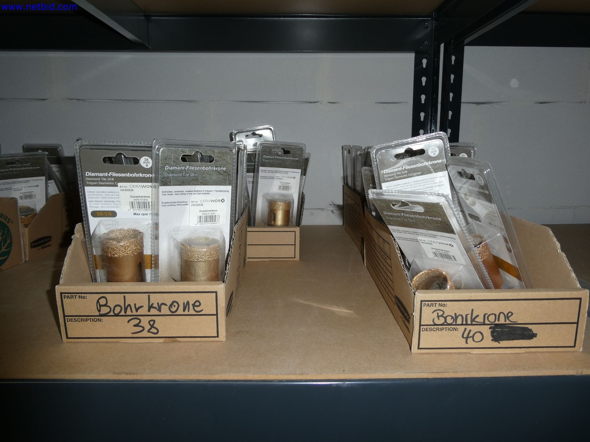 Skladovací technika, inventáře Malířské a obkladačské plochy, výstava obkladů, inventáře-15