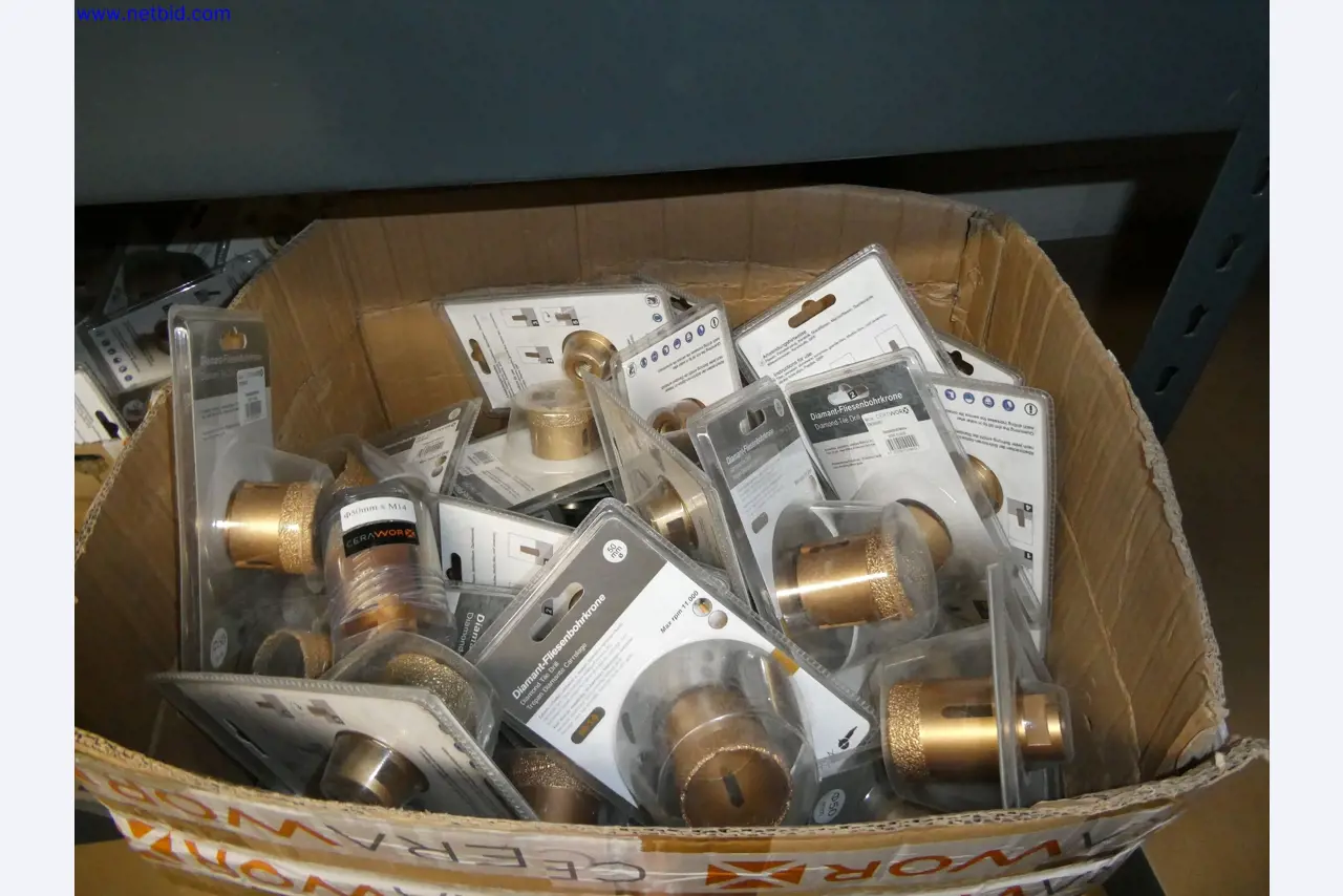 Tecnología de almacenamiento, inventarios Área de pintura y alicatado, exposición de azulejos, inventario-18