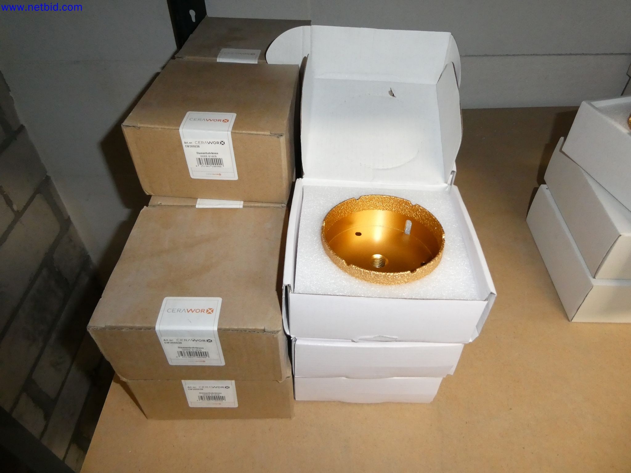 Skladovací technika, inventáře Malířské a obkladačské plochy, výstava obkladů, inventáře-1