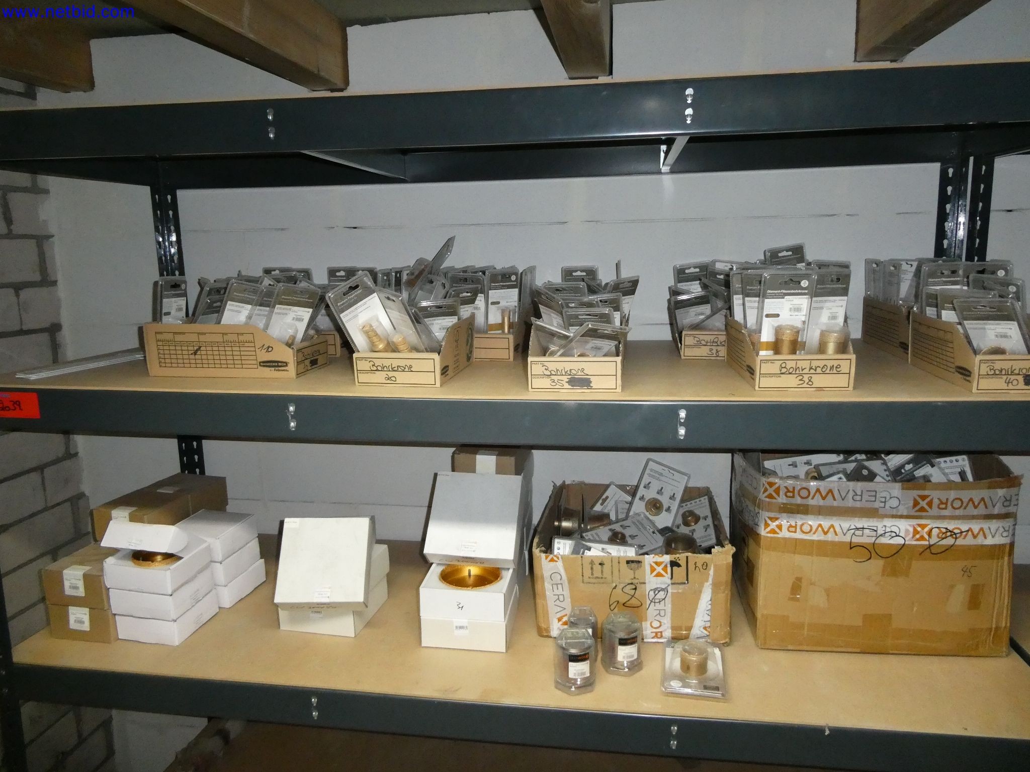 Skladovací technika, inventáře Malířské a obkladačské plochy, výstava obkladů, inventáře-6