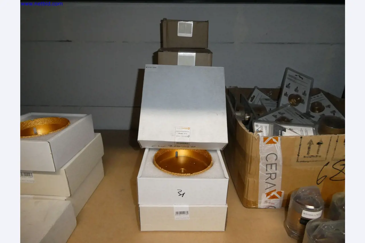 Tecnología de almacenamiento, inventarios Área de pintura y alicatado, exposición de azulejos, inventario-7