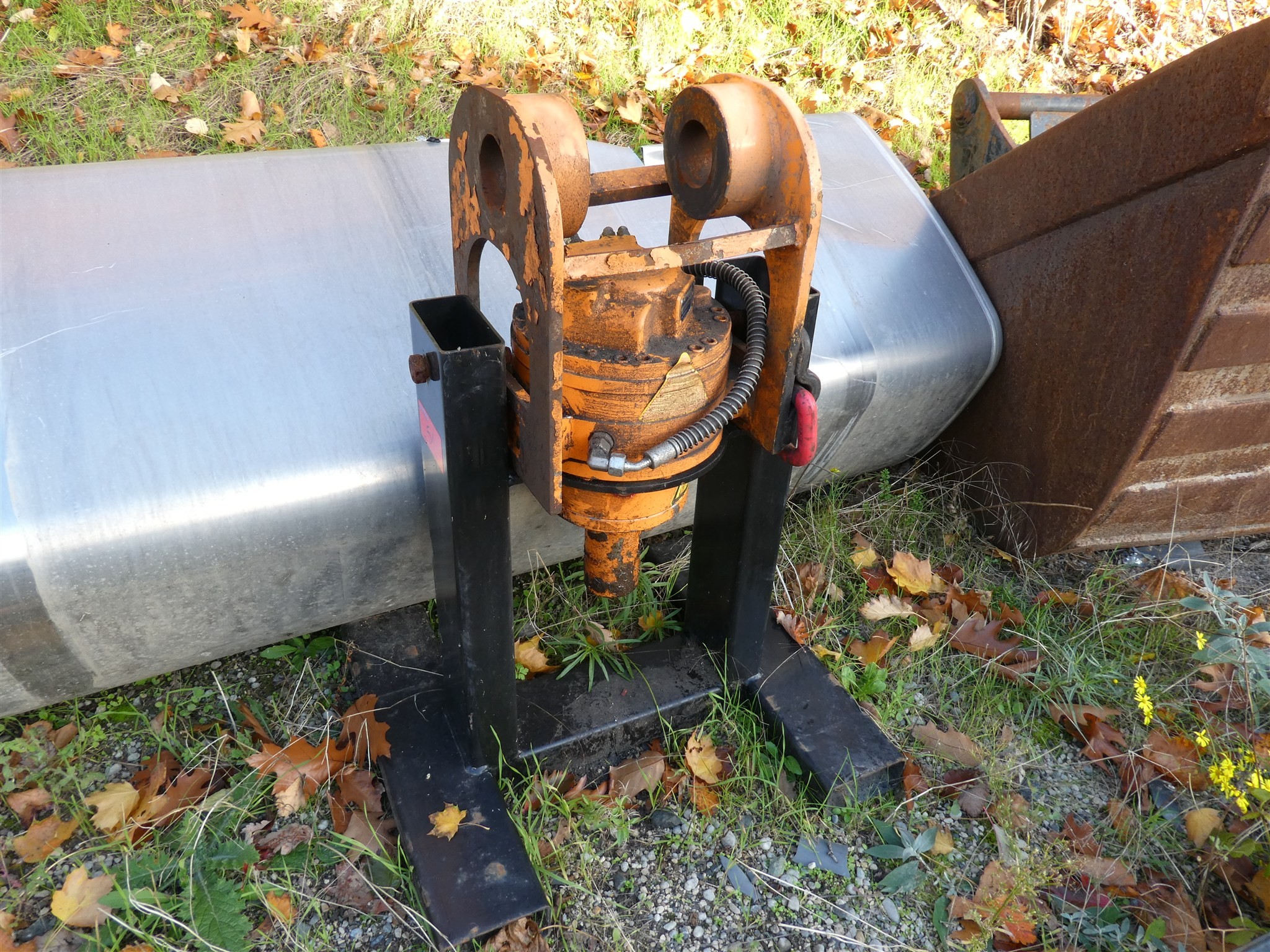 Operating and office equipment of an explosive ordnance disposal service-13