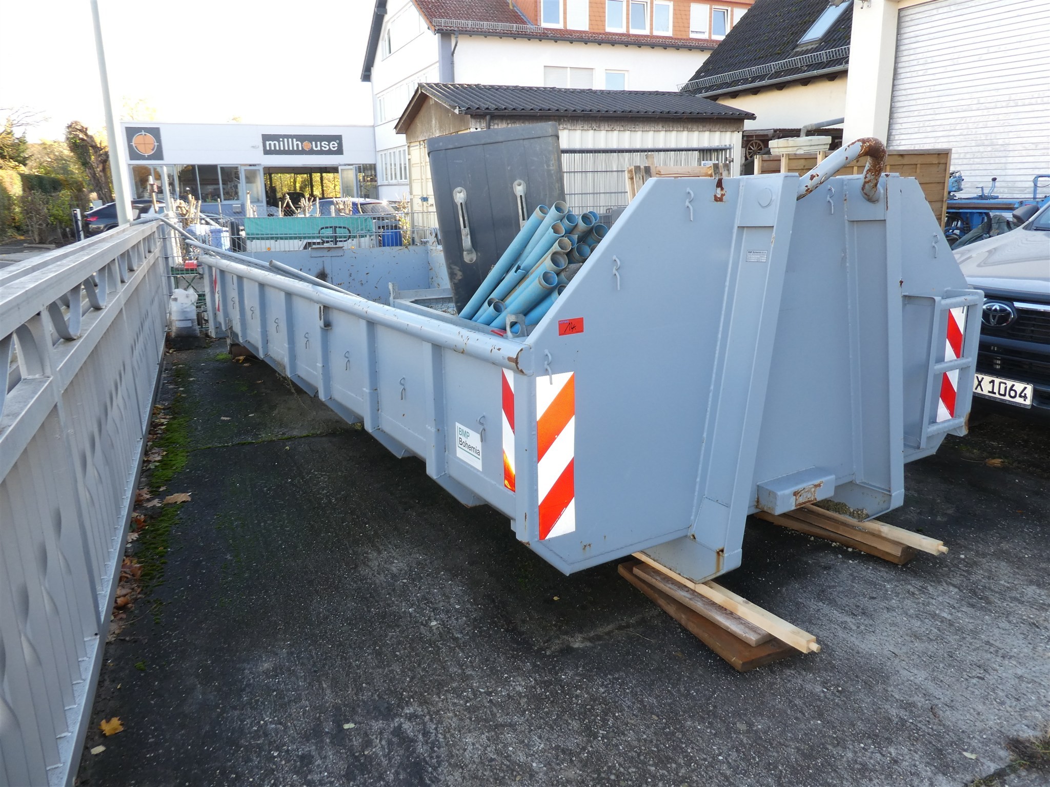 Operating and office equipment of an explosive ordnance disposal service-6