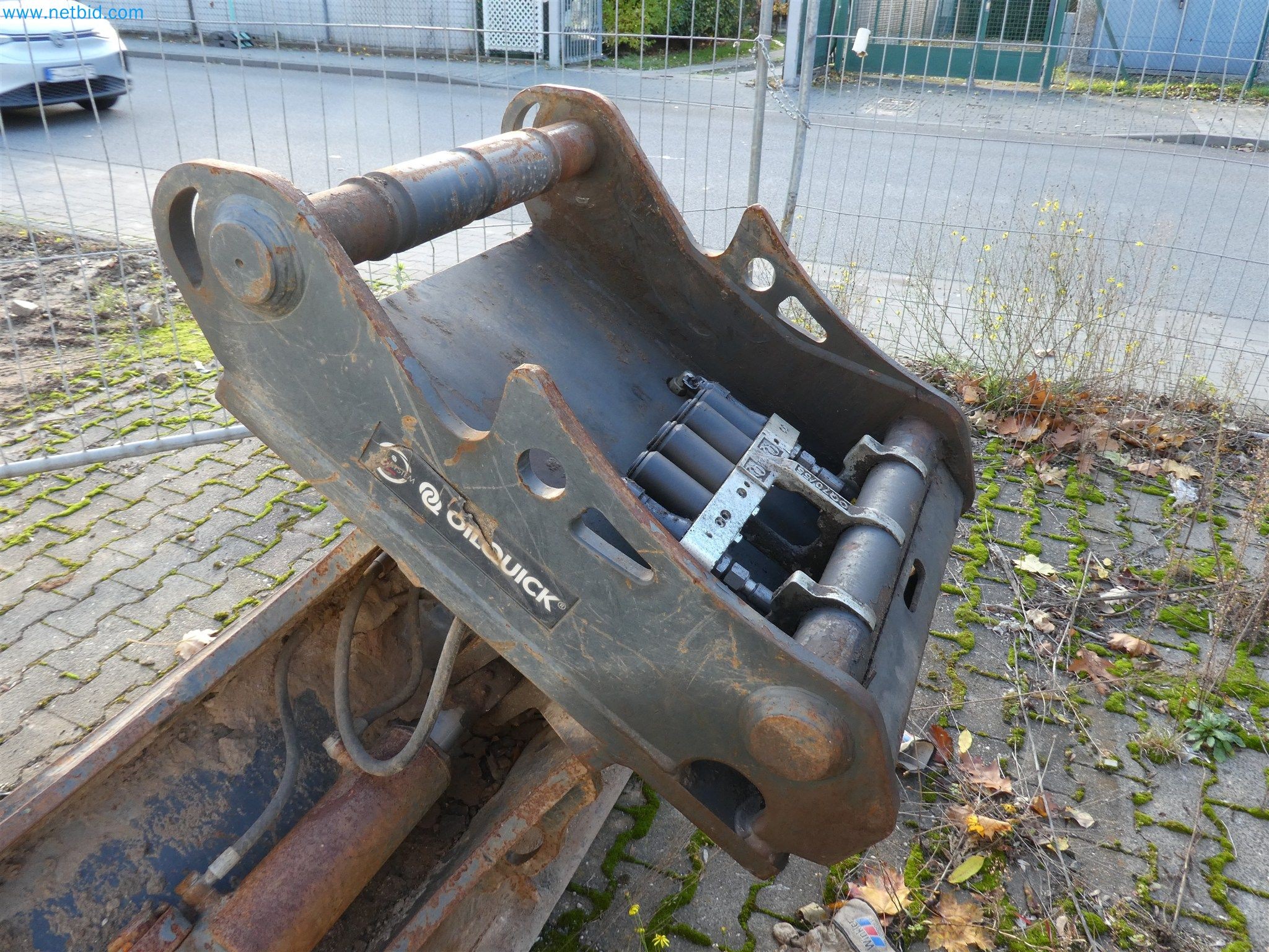 Equipamento operacional e de escritório de um serviço de eliminação de engenhos explosivos-2