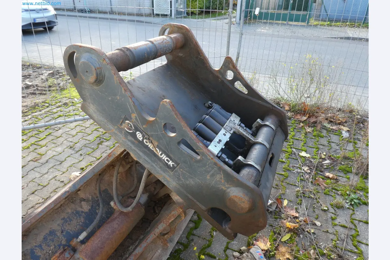 Equipamento operacional e de escritório de um serviço de eliminação de engenhos explosivos-2