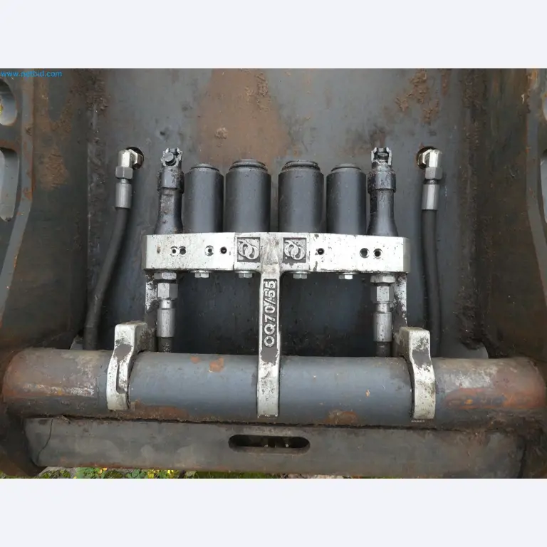 Equipamento operacional e de escritório de um serviço de eliminação de engenhos explosivos-5