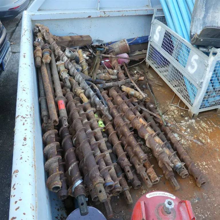 19 Drill rods