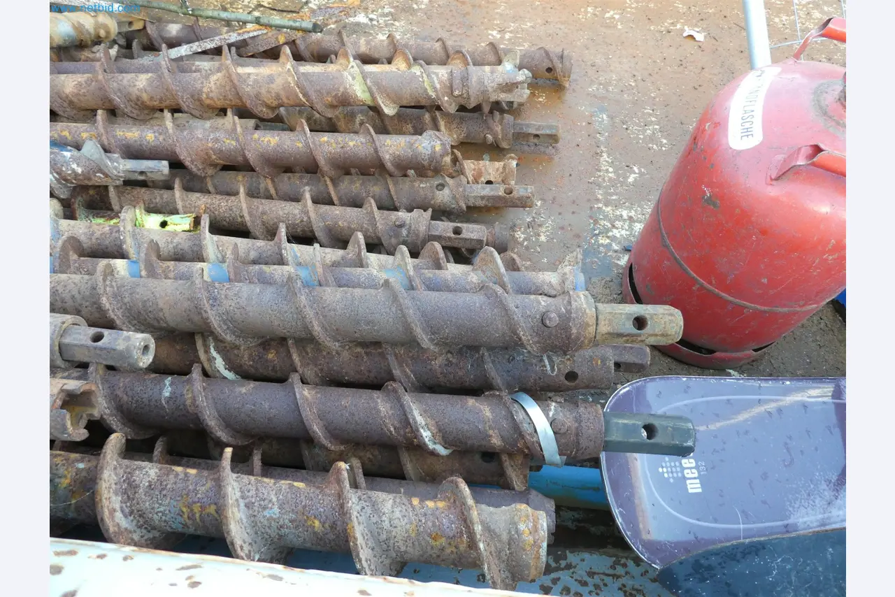 Equipamiento operativo y de oficina de un servicio de desactivación de explosivos-2