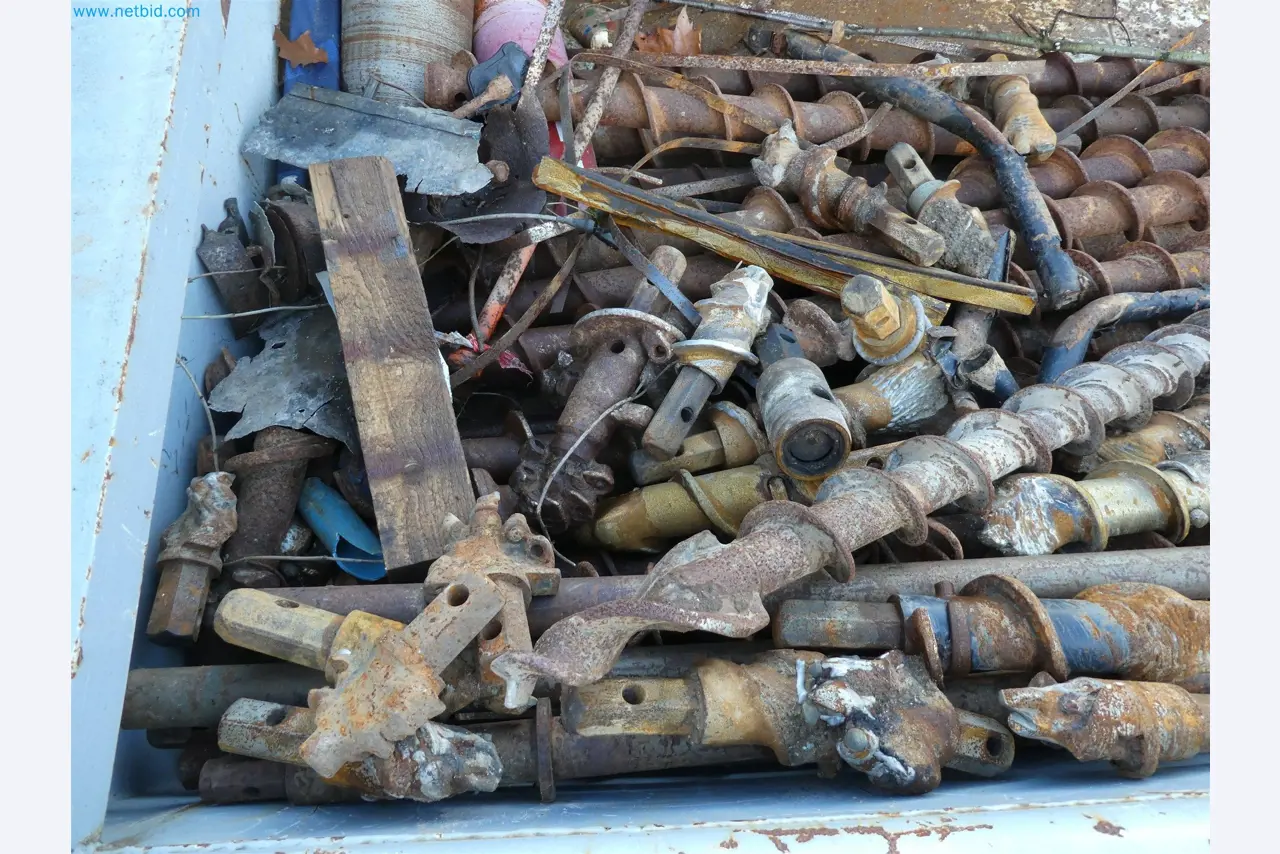 Equipamiento operativo y de oficina de un servicio de desactivación de explosivos-3