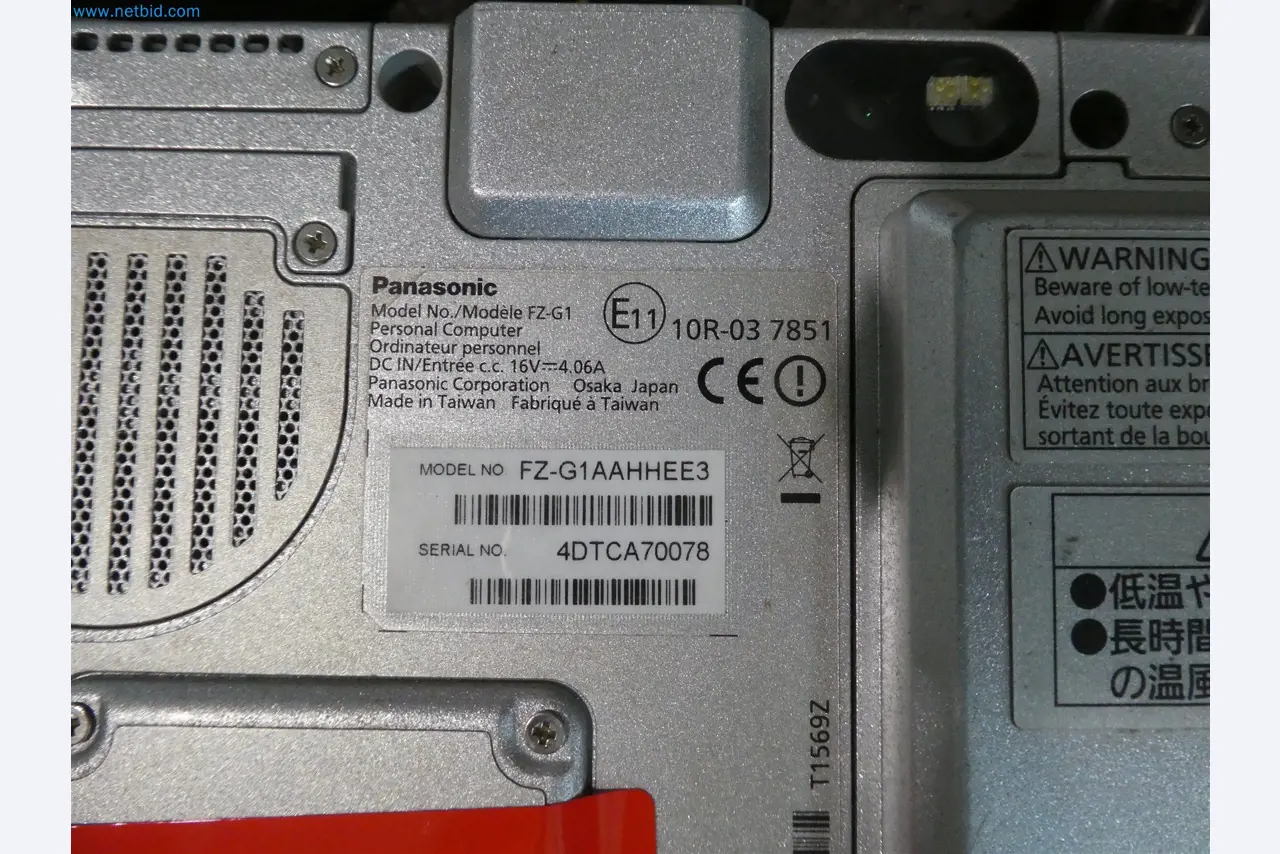 Operating and office equipment of an explosive ordnance disposal service-5